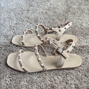 Steven by Steve Madden Studded Beige Sandals Womens 9